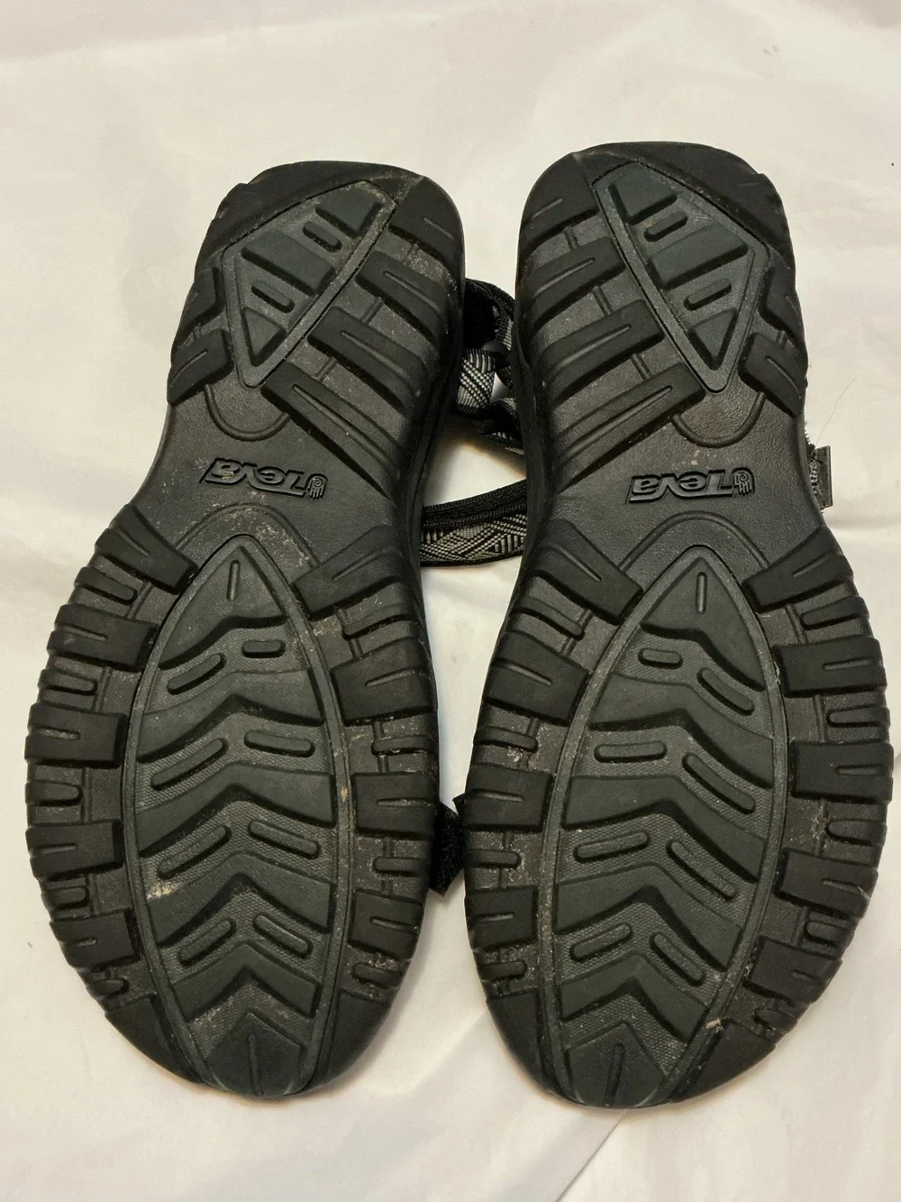 Teva men’s sandals size 14 black gray